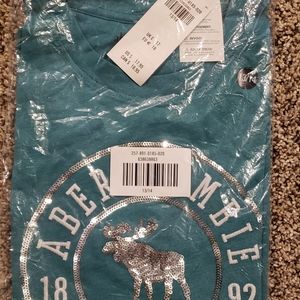 NWT in bag girls size 13/14 Abercrombie Kids tee